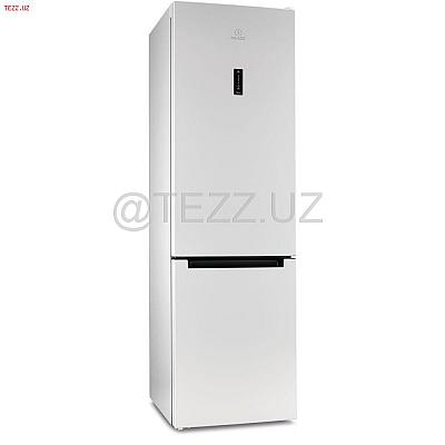 Холодильник  Indesit DF 5200 W