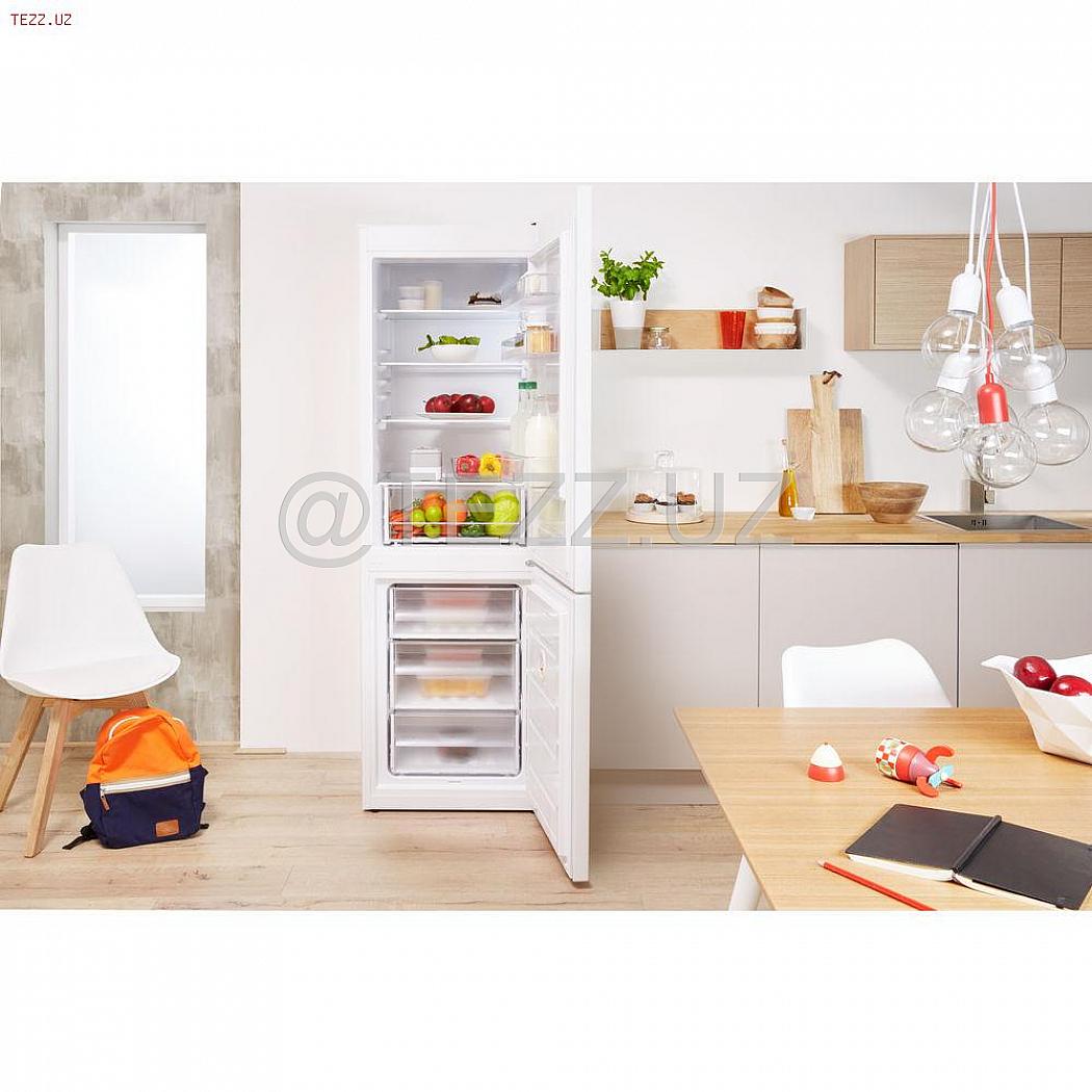 Холодильник Indesit ES16