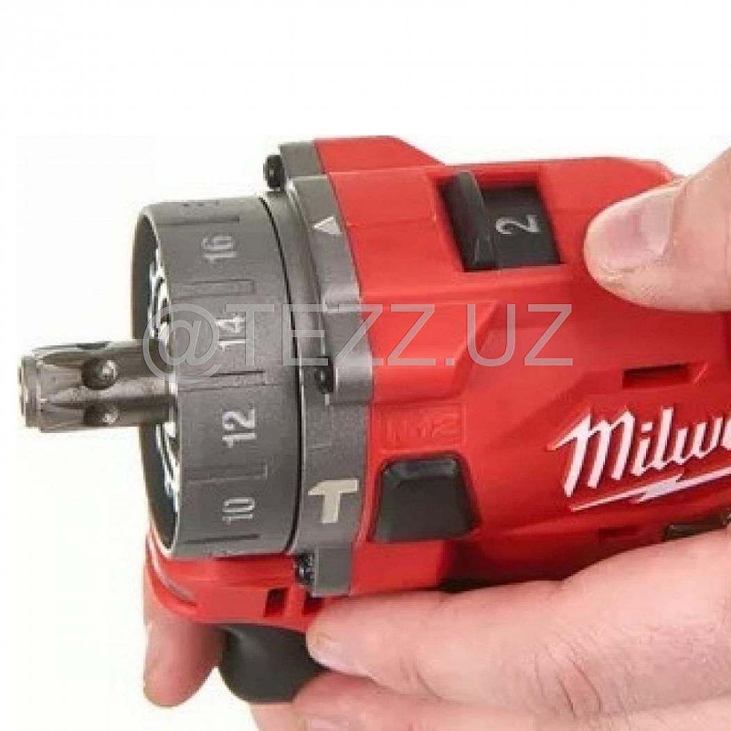 Аккумуляторная дрель-шуруповерт Milwaukee M12 FPDXKIT-202X 6-в-1  (4933464138) 2x2 Ah