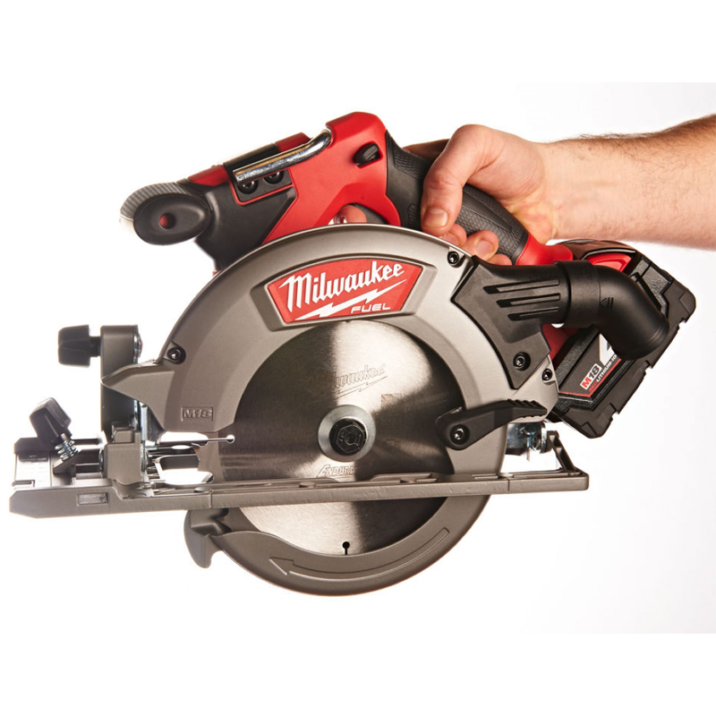 Аккумуляторная циркулярная пила Milwaukee M18 FUEL CCS55-0X (4933451429)