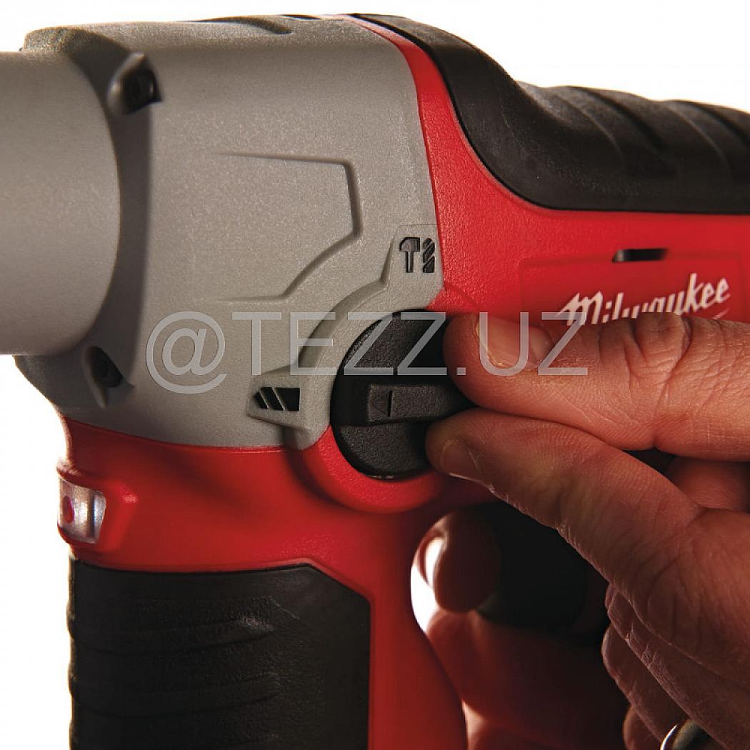 Аккумуляторный перфоратор Milwaukee M12 H-202C (4933431340) 2x2,0 Ah